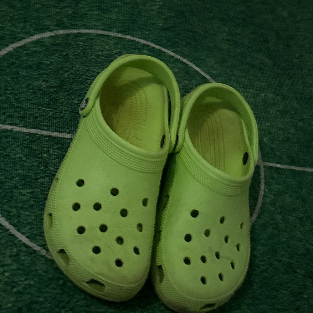 Like green crocs size 11 woman’s 9 mens